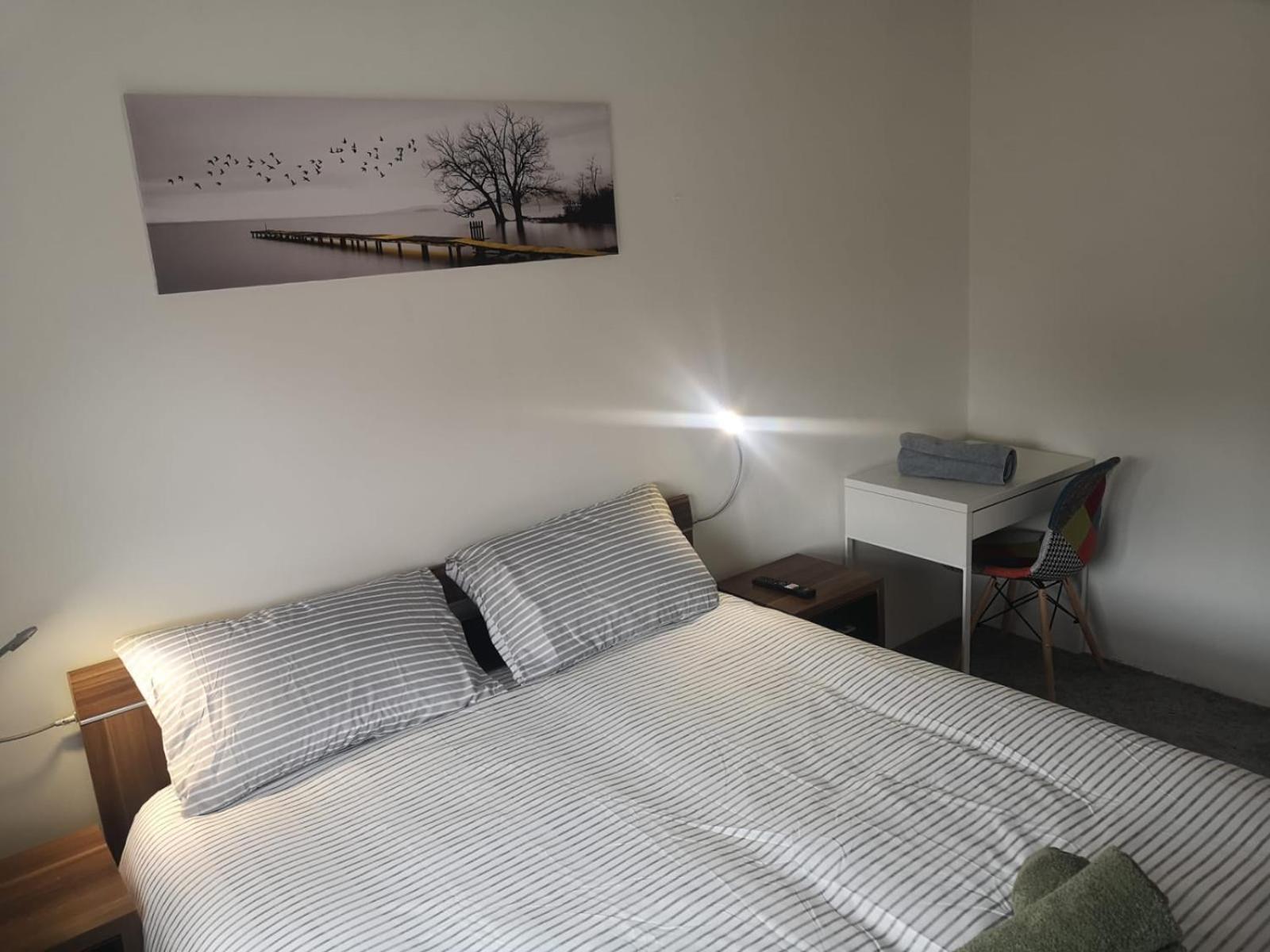 Mossbank House Luton Airport Hotell Exteriör bild